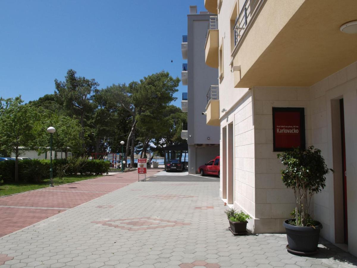 Apartments Villa Bondi Makarska Exterior photo